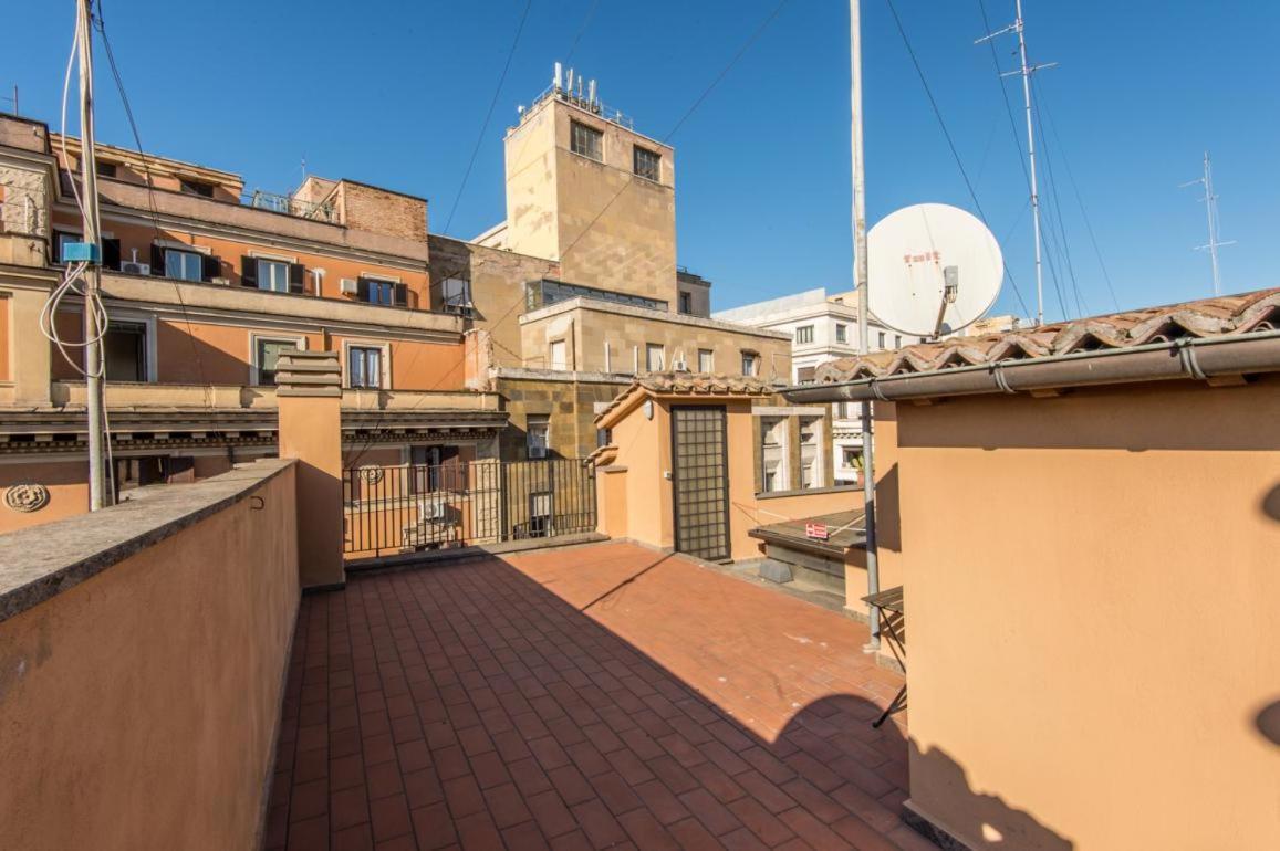 Barberini Cozy Terrace Lägenhet Rom Exteriör bild