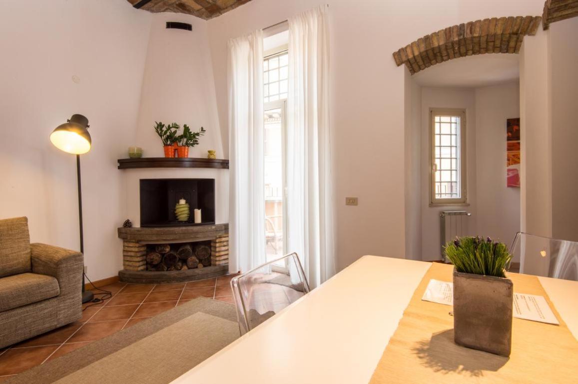 Barberini Cozy Terrace Lägenhet Rom Exteriör bild
